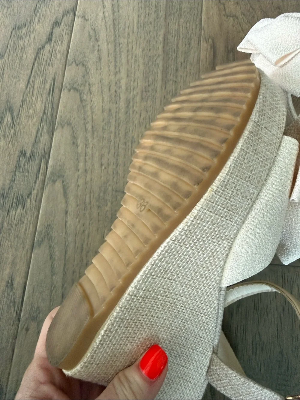 SHEIN Cream Bow Wedge Sandals 6 worn in house for a few hours